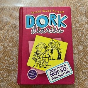 Dork Diaries by Rachel Renee Russell
